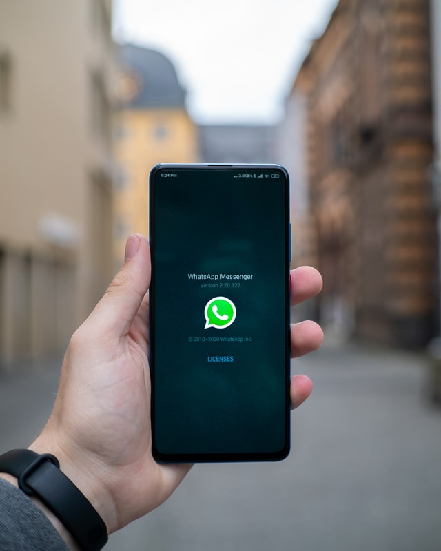 24/7-whatsapp-service